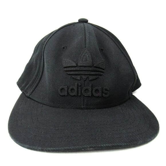 Adidas Black Baseball Cap w/Black Retro Embroidered Trefoil Logo Snap Back EUC - Picture 1 of 9